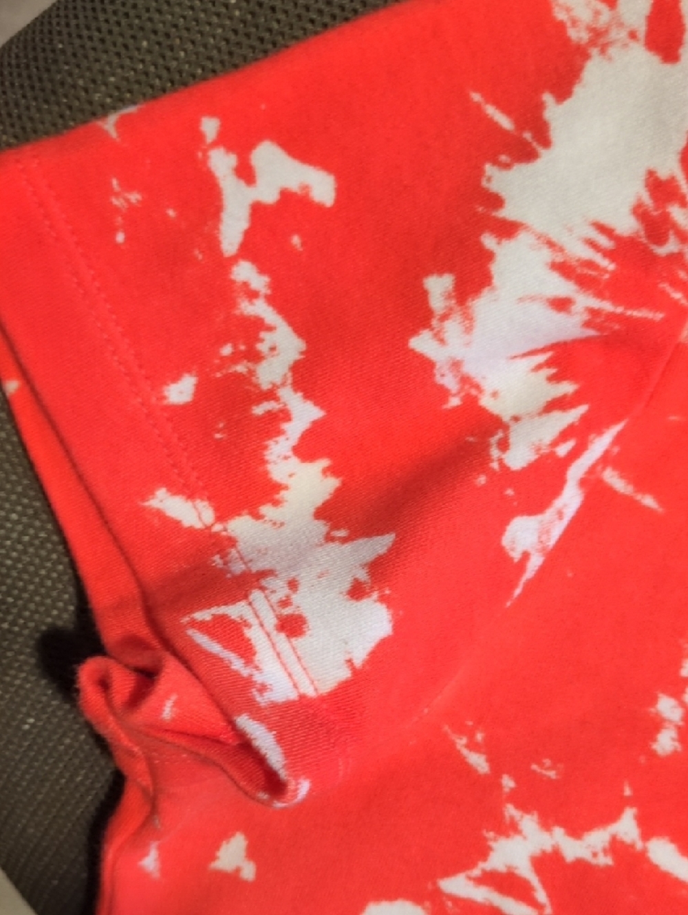 Jones New York Coral and White Tie-Dye Short Sleeve Tee - Picture 4 of 4